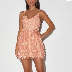 NWT Lulus Feeling Flirty blush pink floral appliqué mini skater dress large